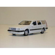 Volvo 850 Estate 1995 wit AHC 1:43