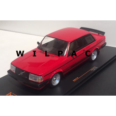 Volvo 240 Turbo custom rood 1986 Ixo 1:18