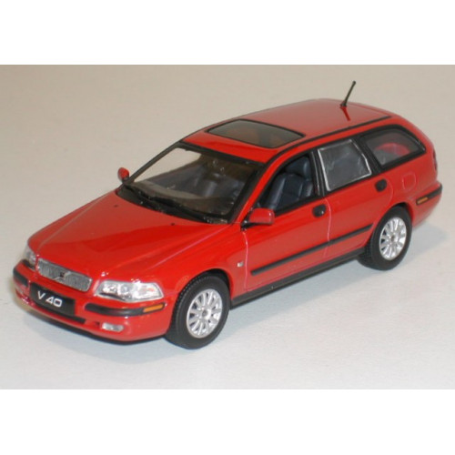 Volvo V Rood Minichamps